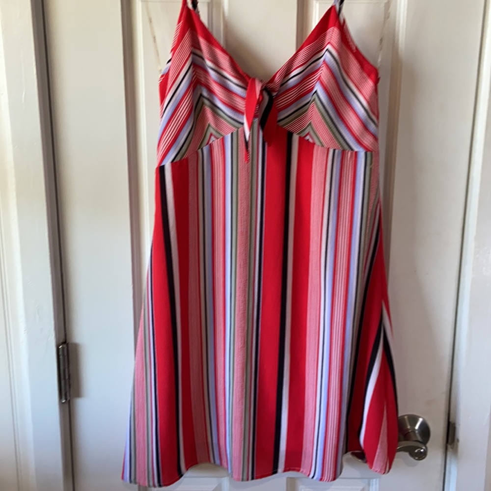 Short flow dress